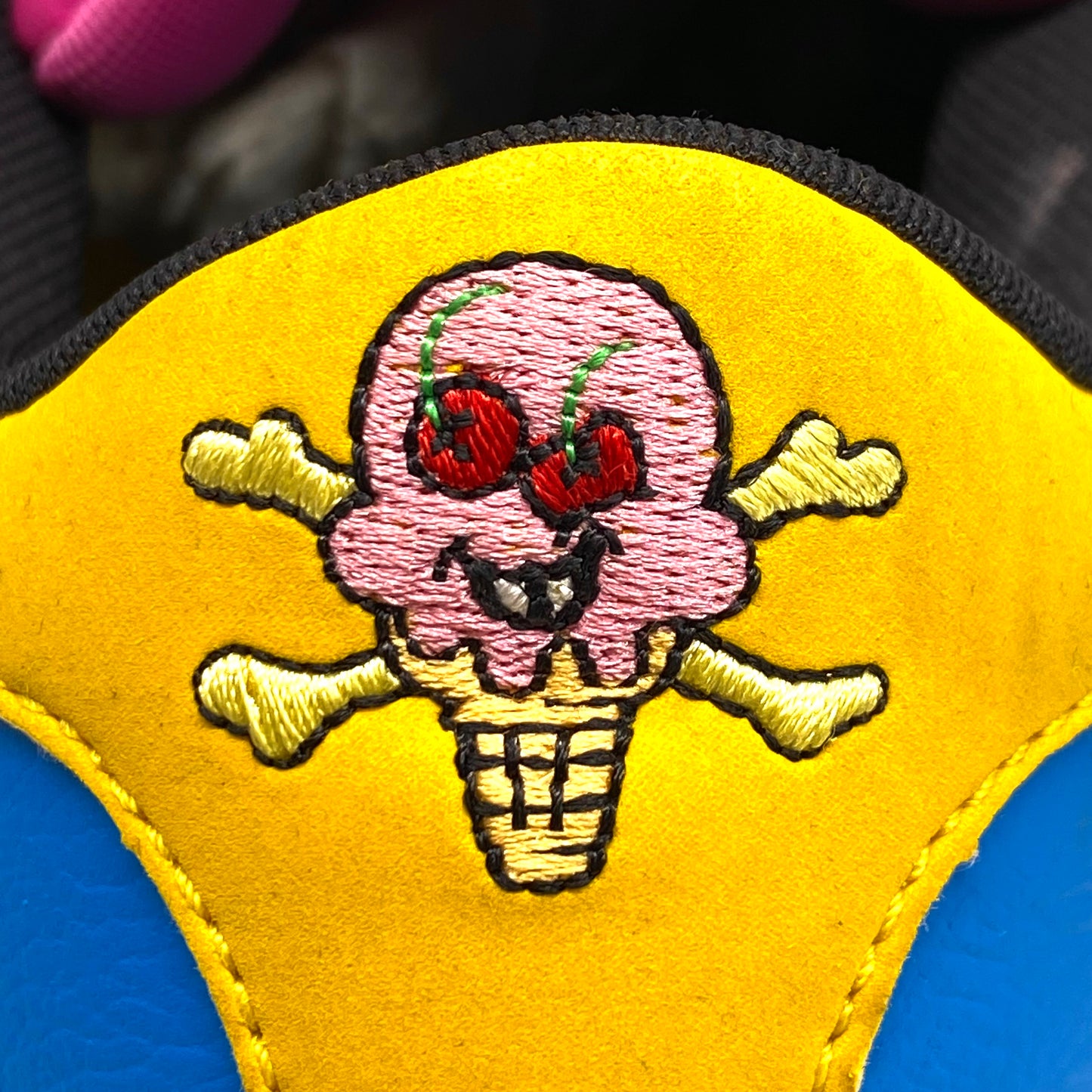 2007 reebok bbc ice cream board flip II cotton candy