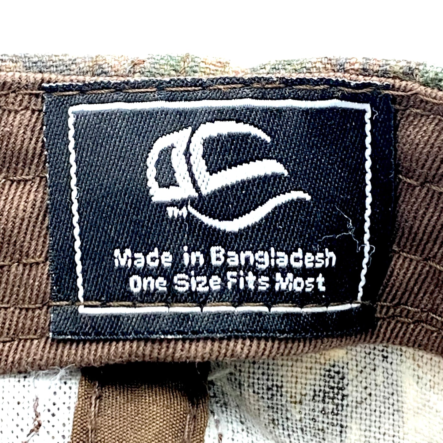 2000’s realtree bear chasers lodge bar & grill distressed frayed velcro strapback hat