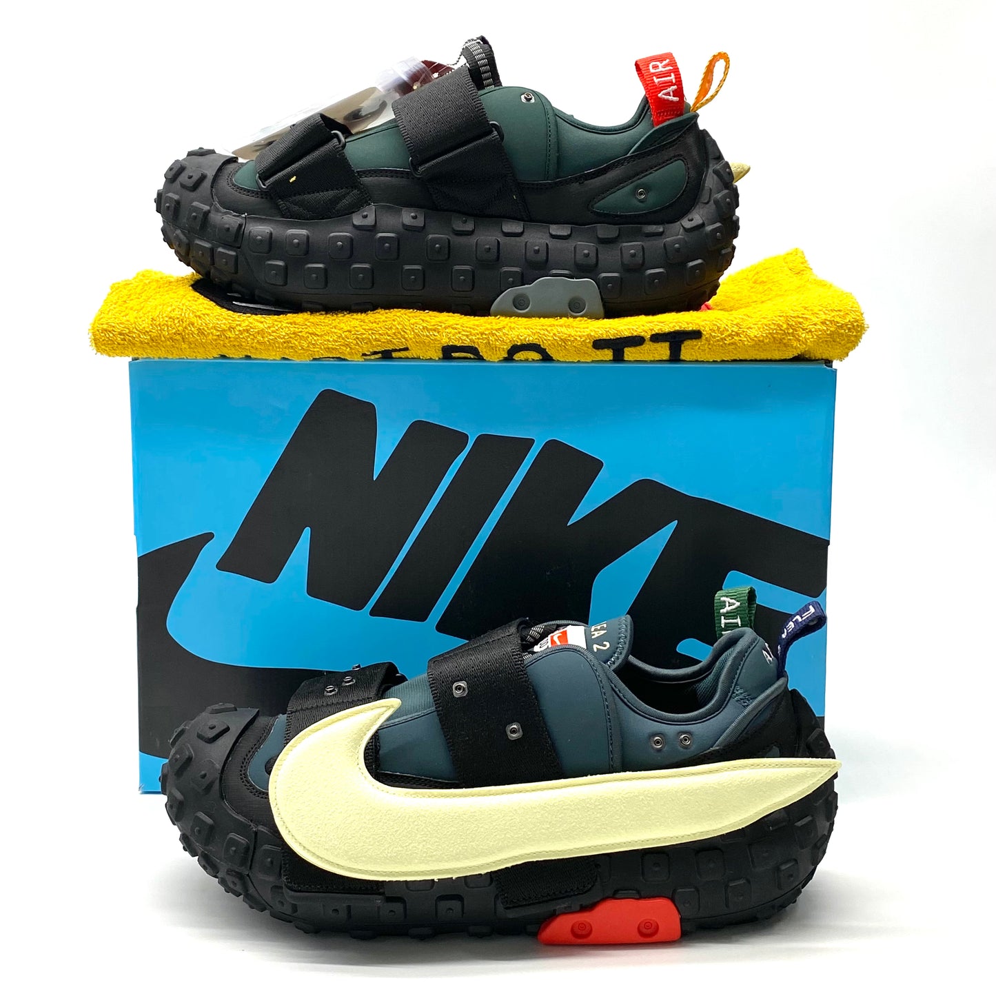 2023 nike // cactus plant flea market air flea 2