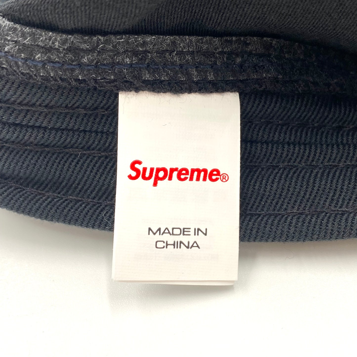 2023 f/w supreme arabic box logo camp strapback cap