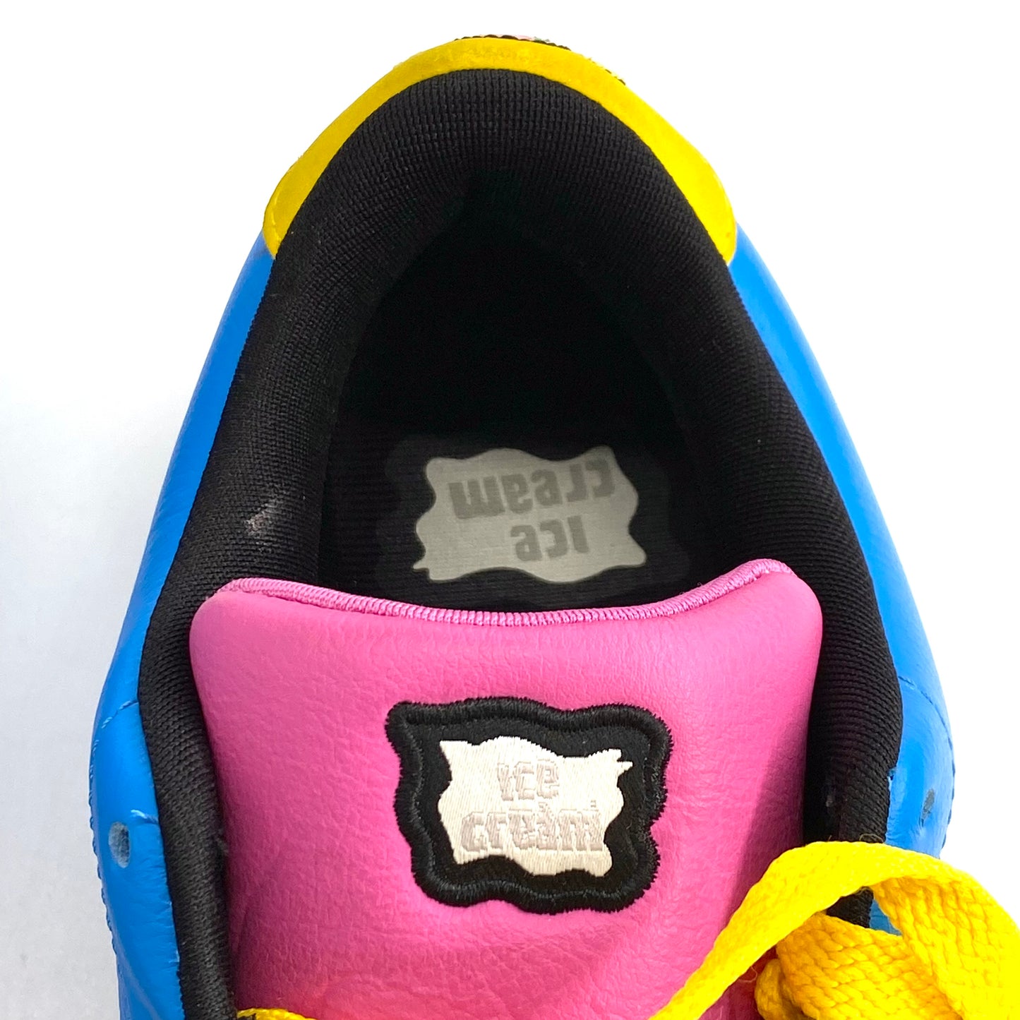 2007 reebok bbc ice cream board flip II cotton candy