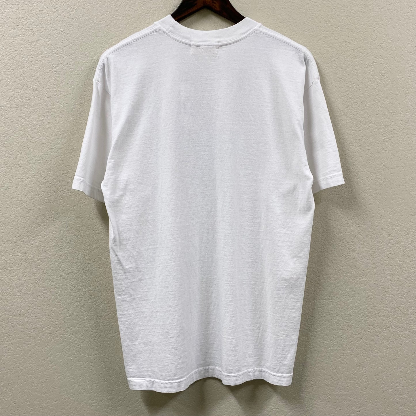 2022 billy hill towing white t-shirt