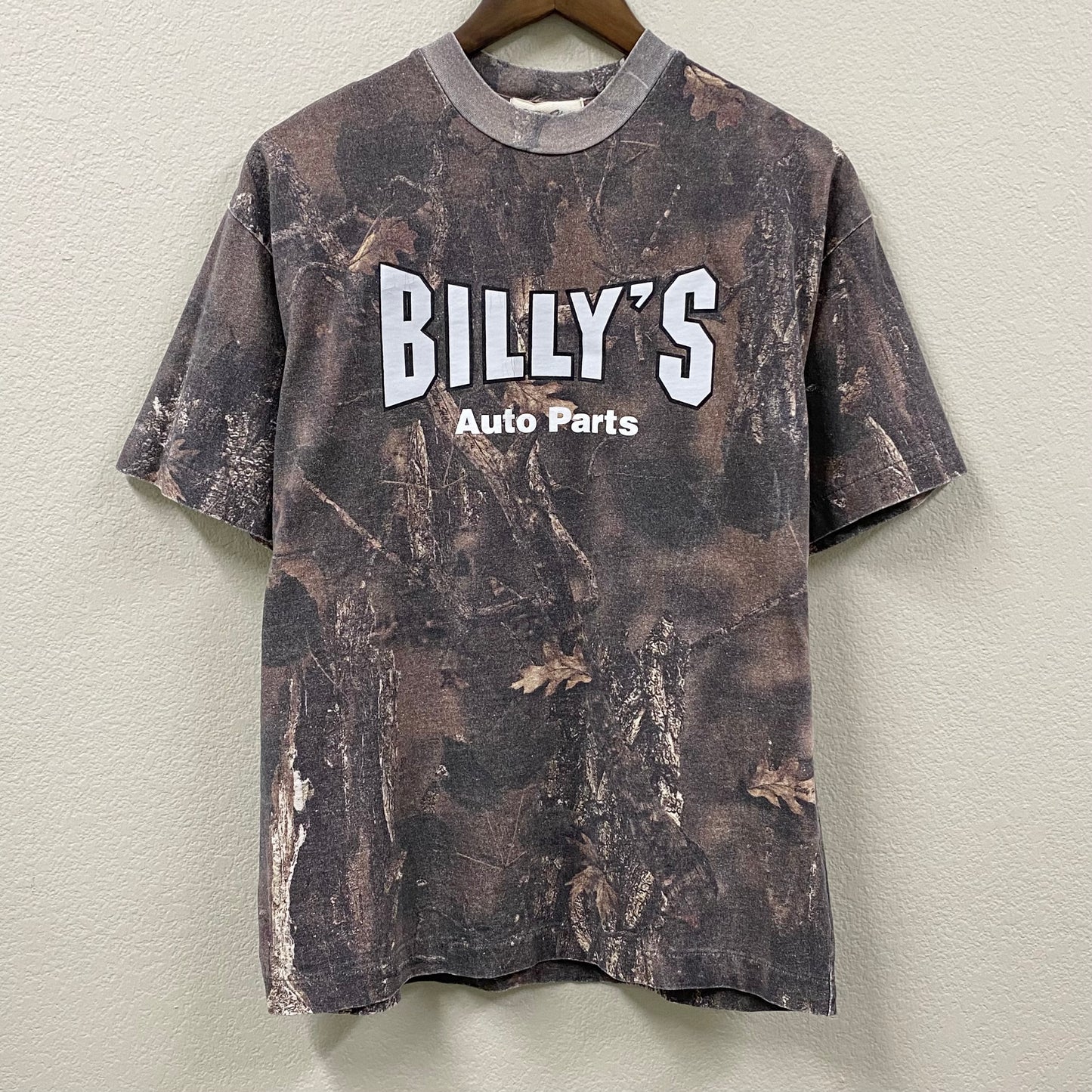 2023 billy hill new & used auto parts sasquatch camo vintage wash t-shirt